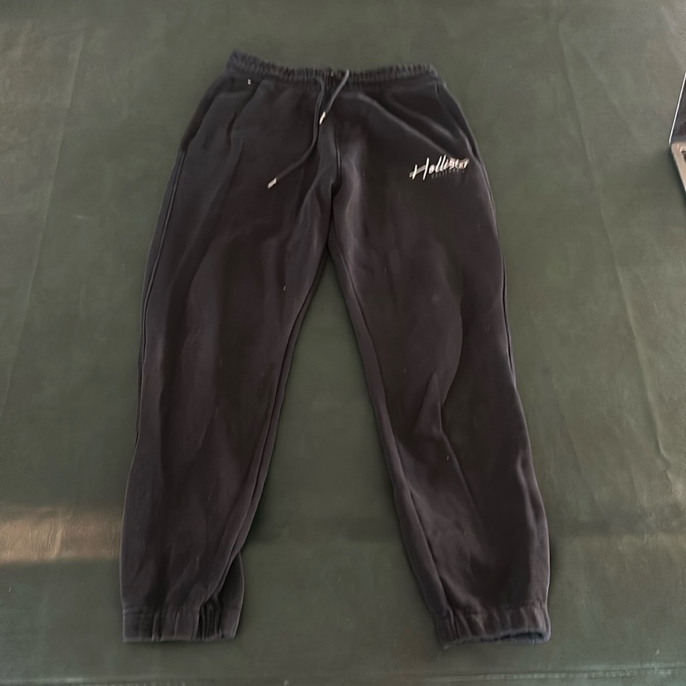 Black Hollister sweats